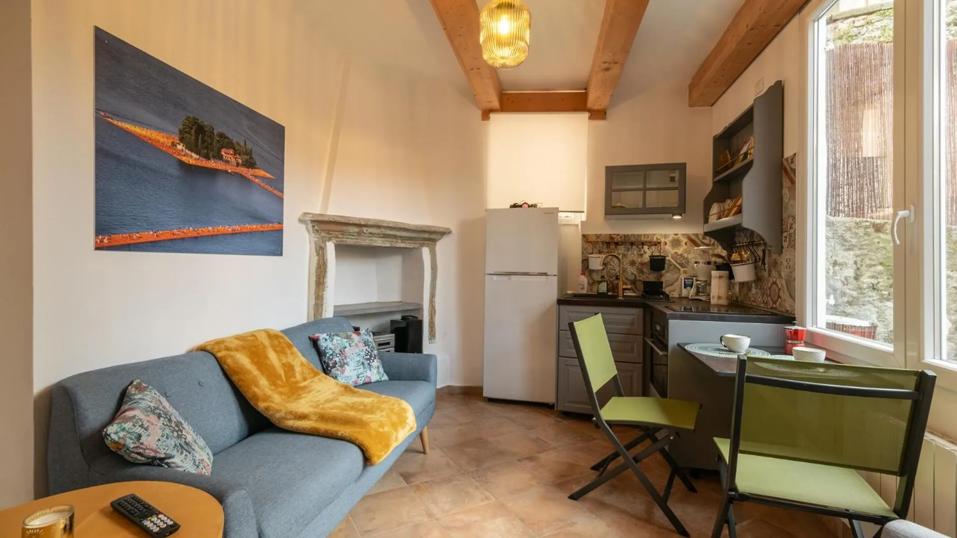 Campari & Aperol Apartment Iseo 0*,