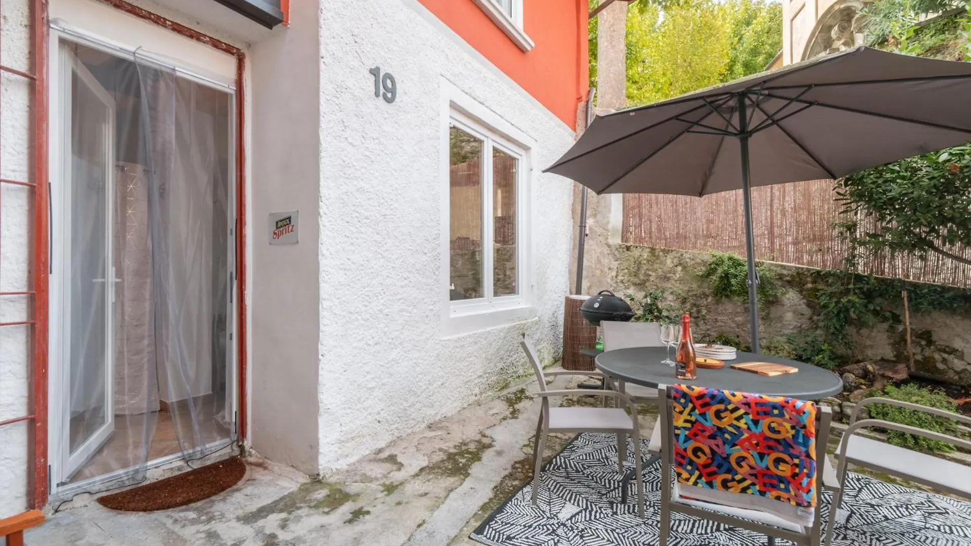 Campari & Aperol Apartment Iseo 0*,