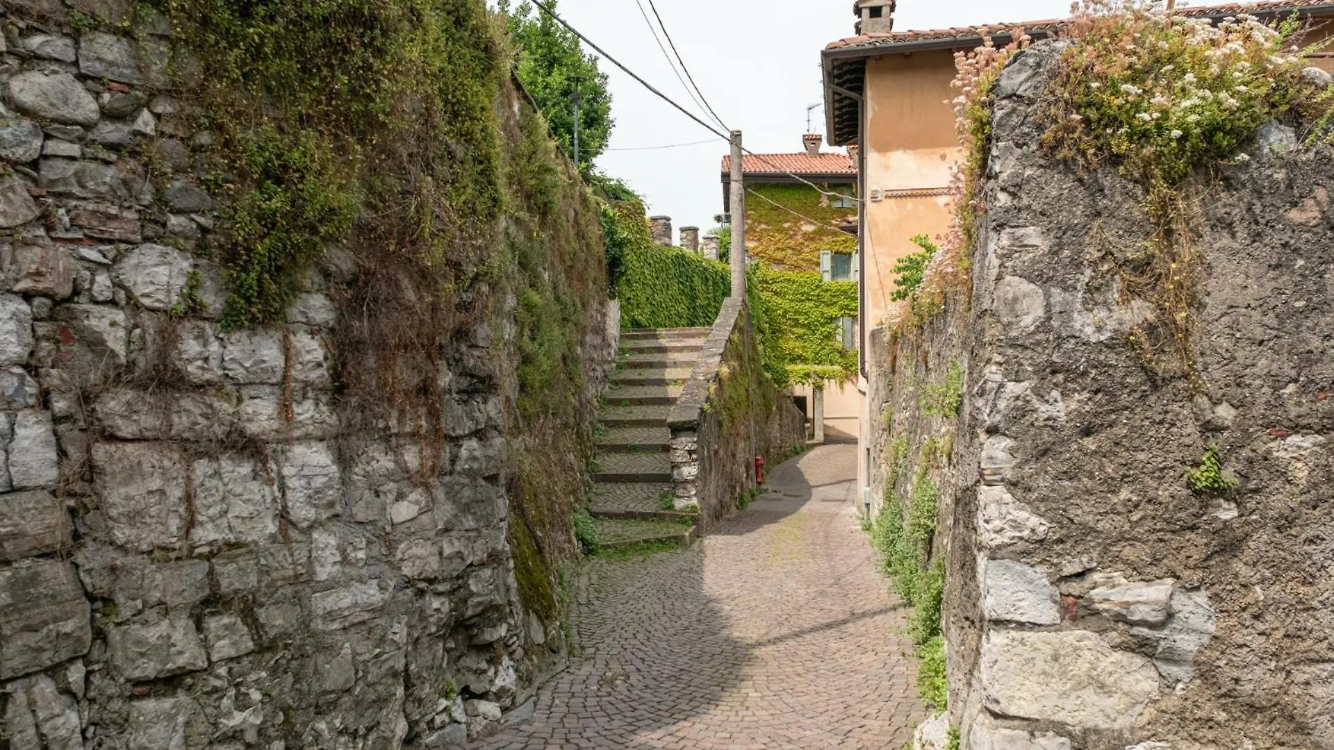 Campari & Aperol Apartment Iseo